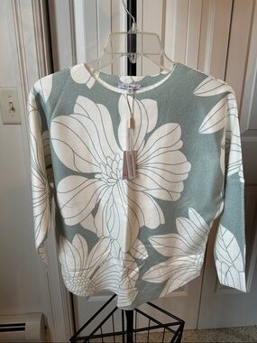 Vila Milano White Floral Sage Crewneck Sweater